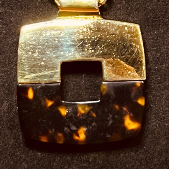 Vintage Napier Gold Tone Necklace With Mock Tortoise Shell Pendant (4127) - Picture 2 of 6